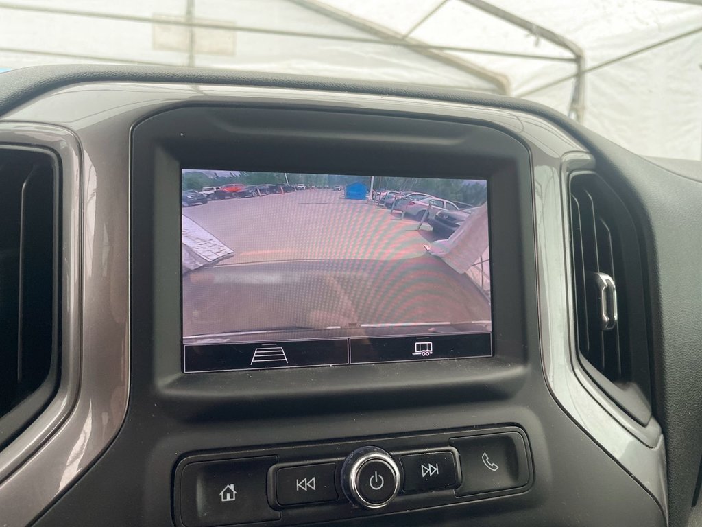 2022 Chevrolet Silverado 1500 in St-Jérôme, Quebec - 13 - w1024h768px
