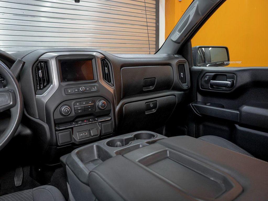 Chevrolet Silverado 1500  2022 à St-Jérôme, Québec - 17 - w1024h768px