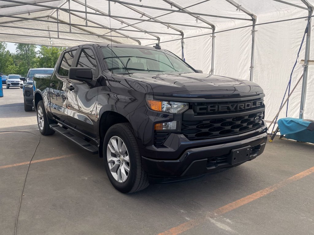 2022 Chevrolet Silverado 1500 in St-Jérôme, Quebec - 9 - w1024h768px