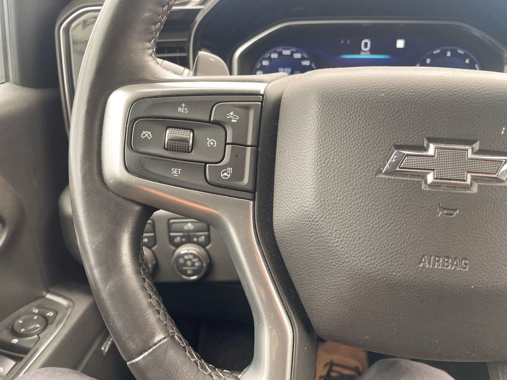 Chevrolet Silverado 1500  2022 à St-Jérôme, Québec - 13 - w1024h768px