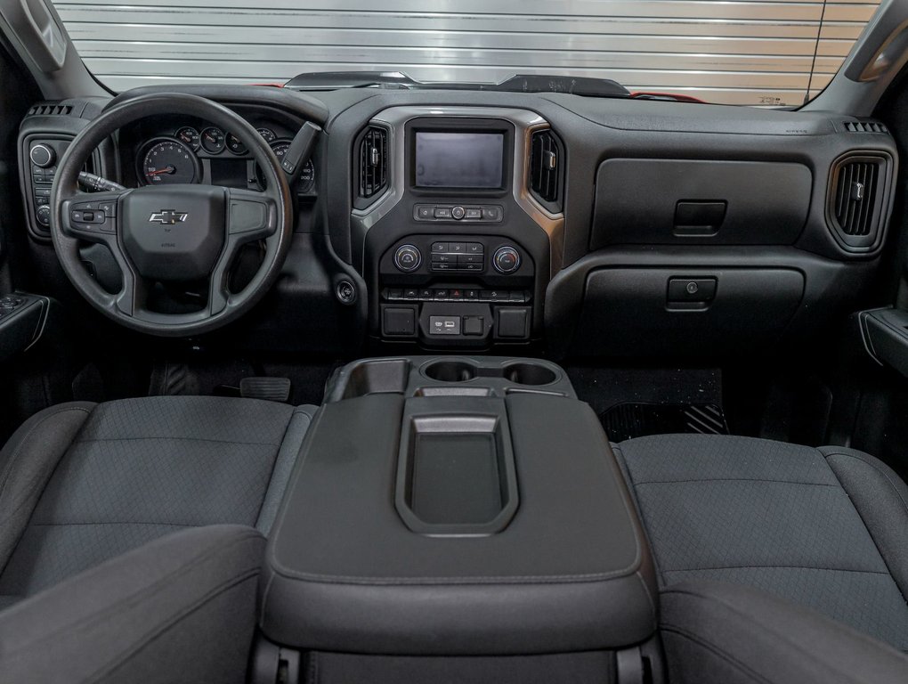 Chevrolet Silverado 1500  2022 à St-Jérôme, Québec - 11 - w1024h768px