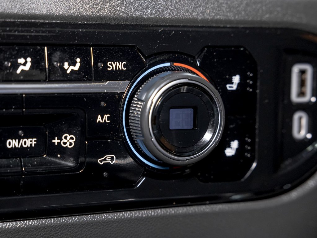 2022 Chevrolet Silverado 1500 in St-Jérôme, Quebec - 31 - w1024h768px