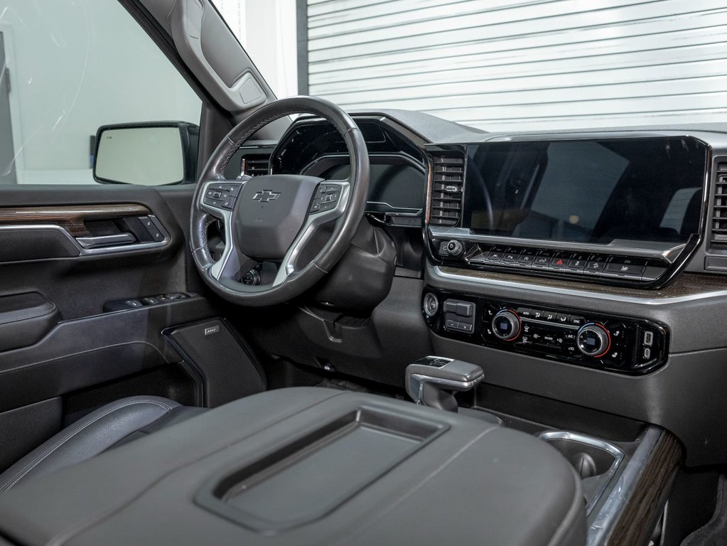 2022 Chevrolet Silverado 1500 in St-Jérôme, Quebec - 23 - w1024h768px