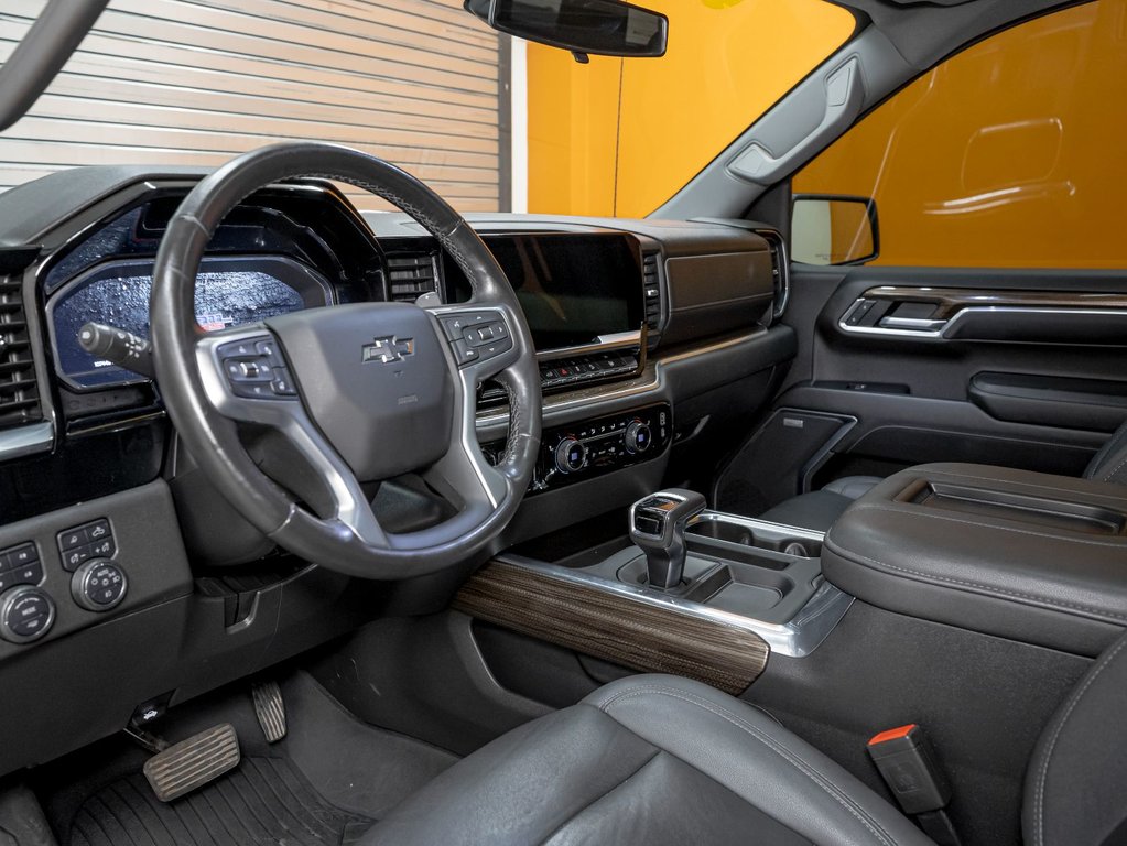 2022 Chevrolet Silverado 1500 in St-Jérôme, Quebec - 2 - w1024h768px
