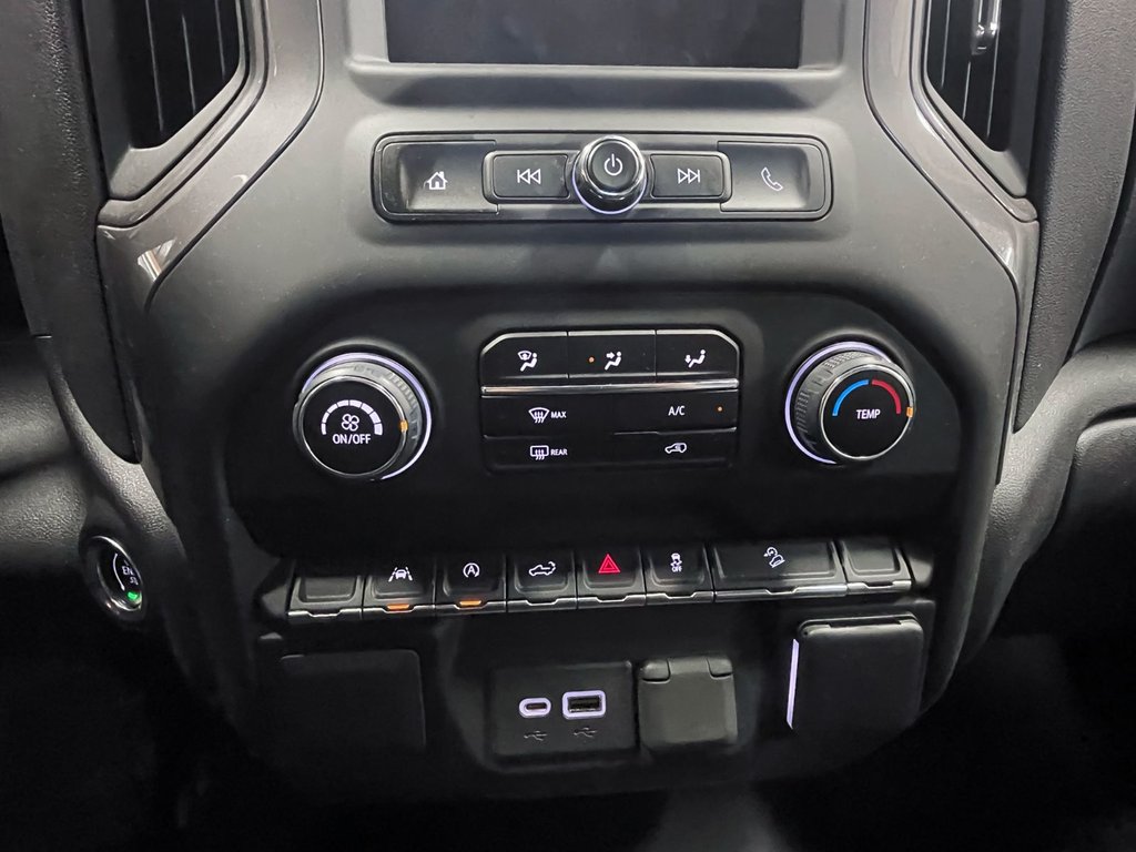 2022 Chevrolet Silverado 1500 in St-Jérôme, Quebec - 13 - w1024h768px