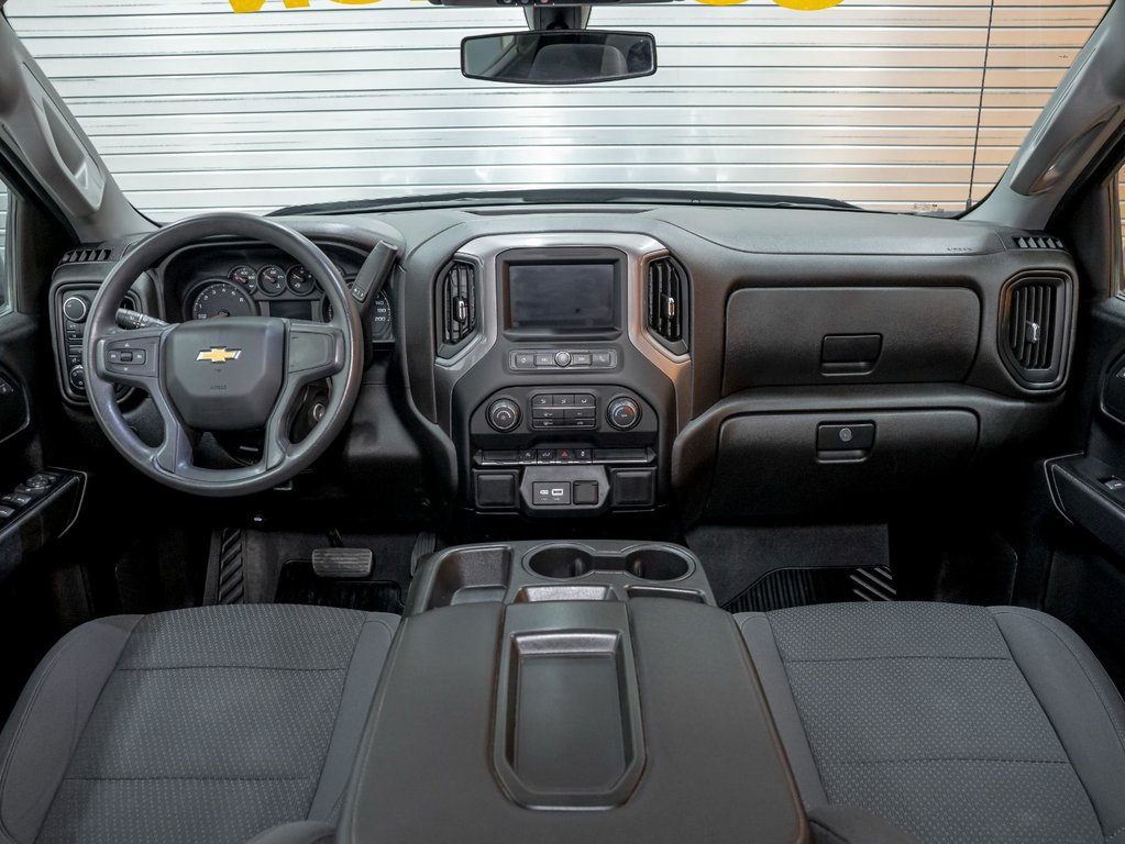 Chevrolet Silverado 1500  2022 à St-Jérôme, Québec - 11 - w1024h768px