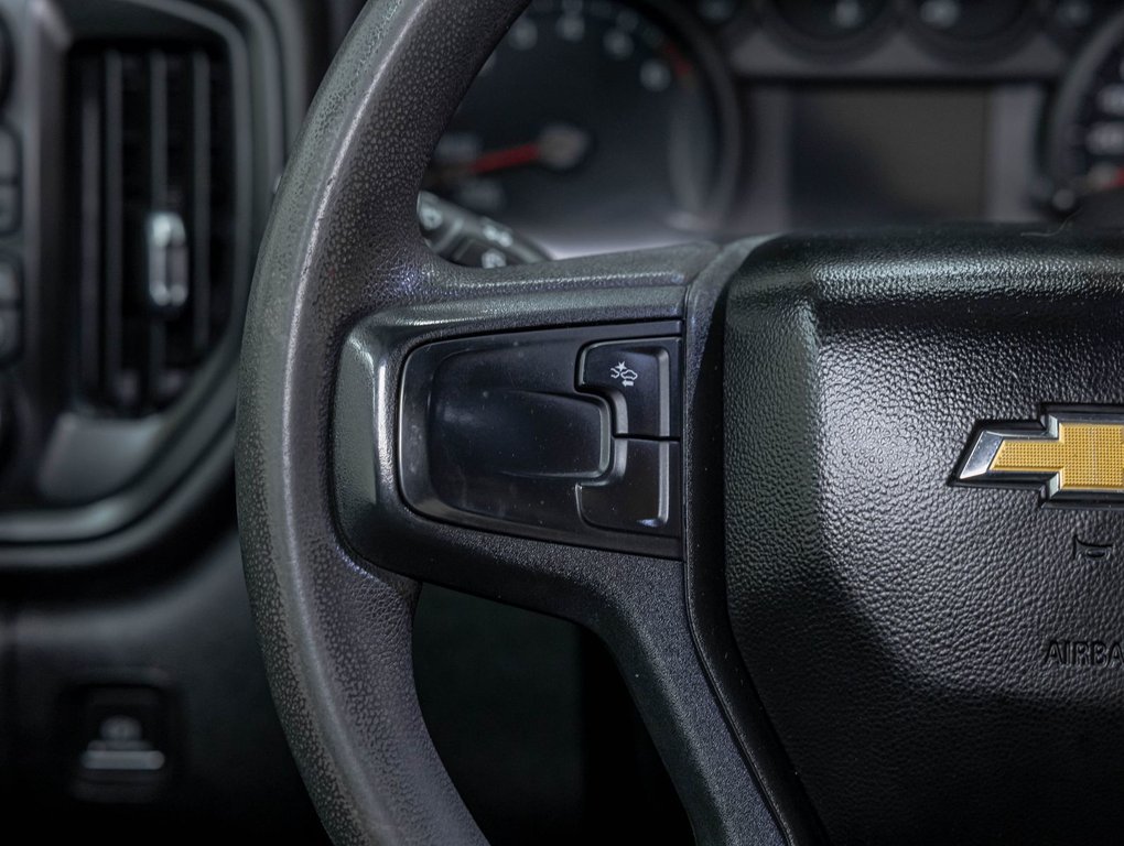 2022 Chevrolet Silverado 1500 in St-Jérôme, Quebec - 14 - w1024h768px