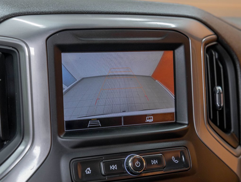 2022 Chevrolet Silverado 1500 in St-Jérôme, Quebec - 16 - w1024h768px