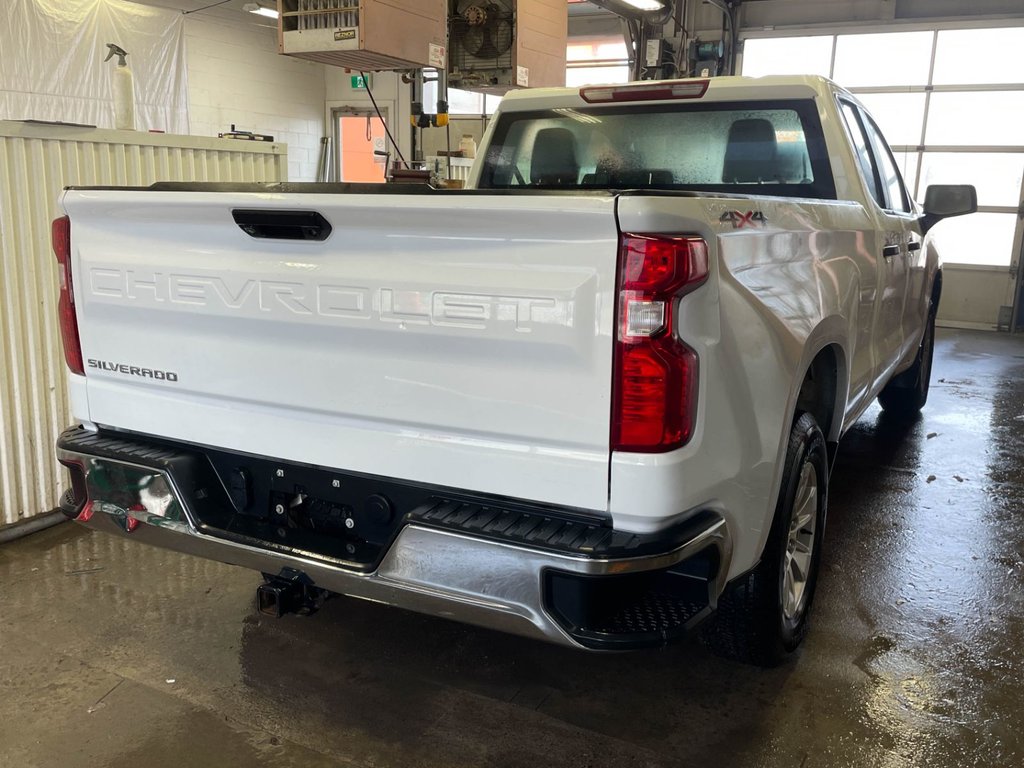 Chevrolet Silverado 1500  2022 à St-Jérôme, Québec - 8 - w1024h768px