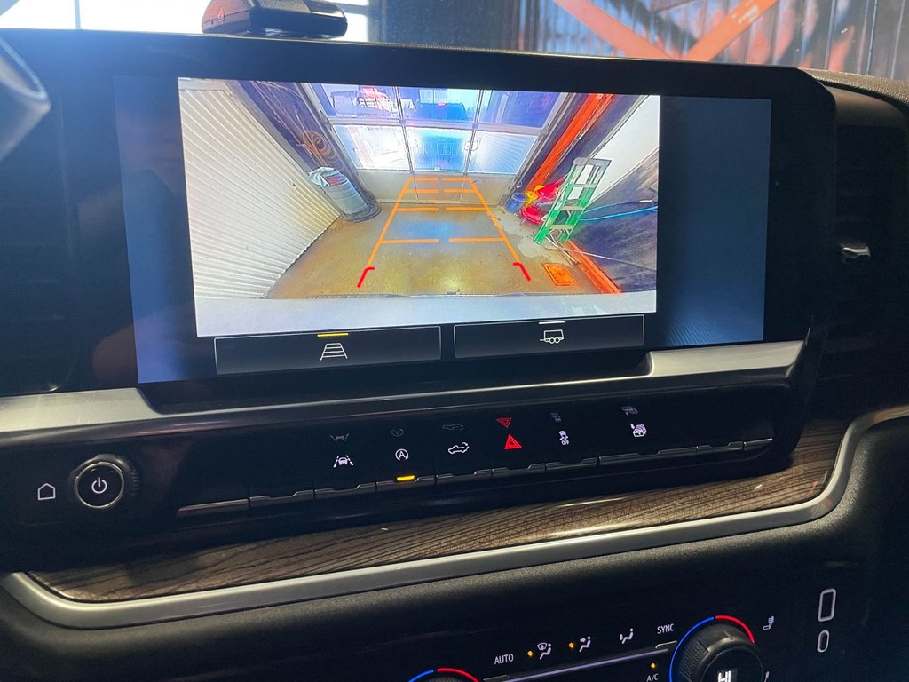 Chevrolet Silverado 1500  2022 à St-Jérôme, Québec - 16 - w1024h768px