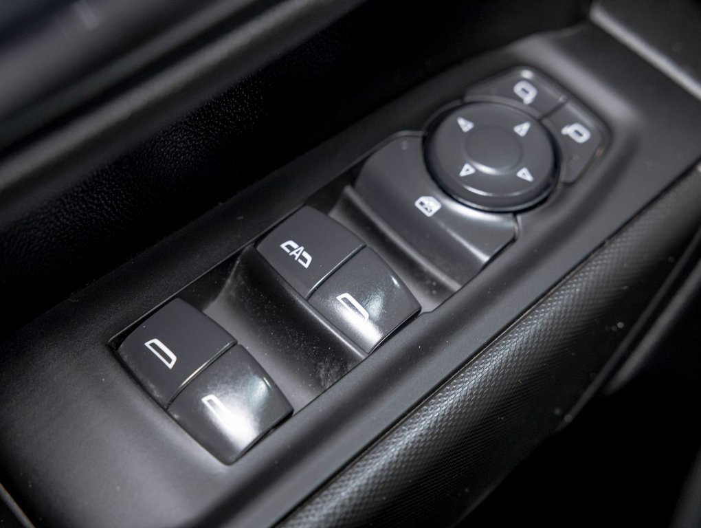 Chevrolet Silverado 1500  2022 à St-Jérôme, Québec - 24 - w1024h768px