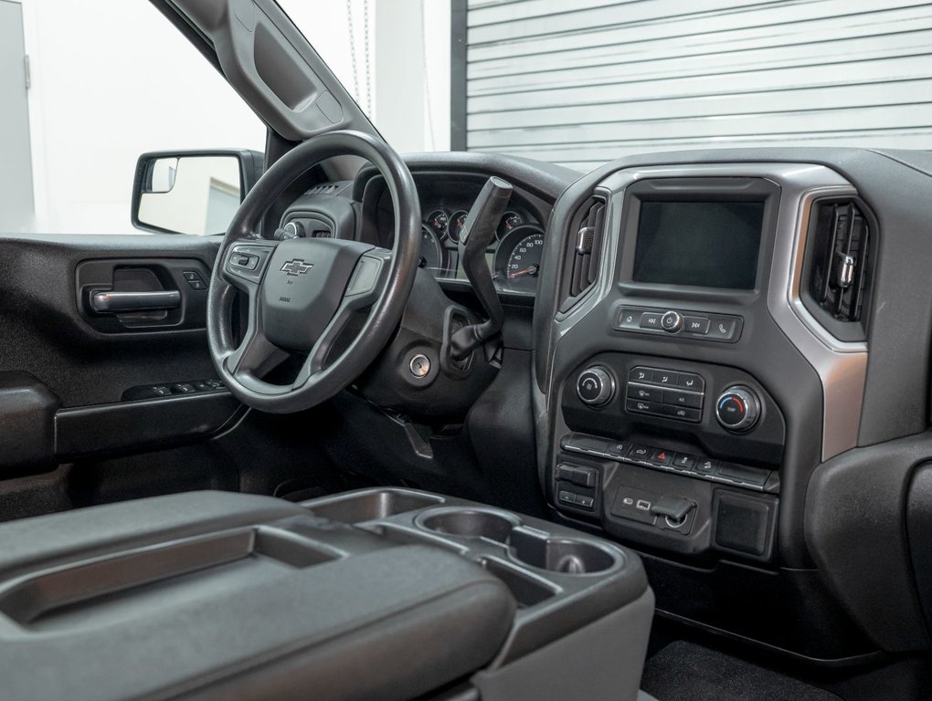 Chevrolet Silverado 1500  2022 à St-Jérôme, Québec - 26 - w1024h768px