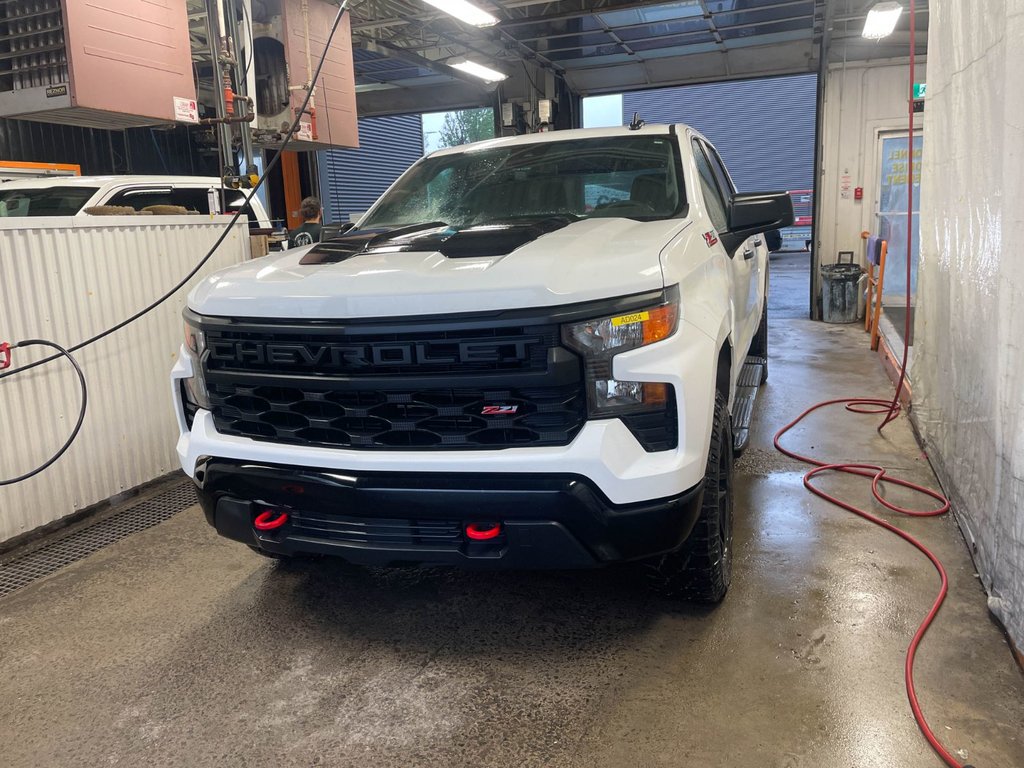 Chevrolet Silverado 1500  2022 à St-Jérôme, Québec - 1 - w1024h768px