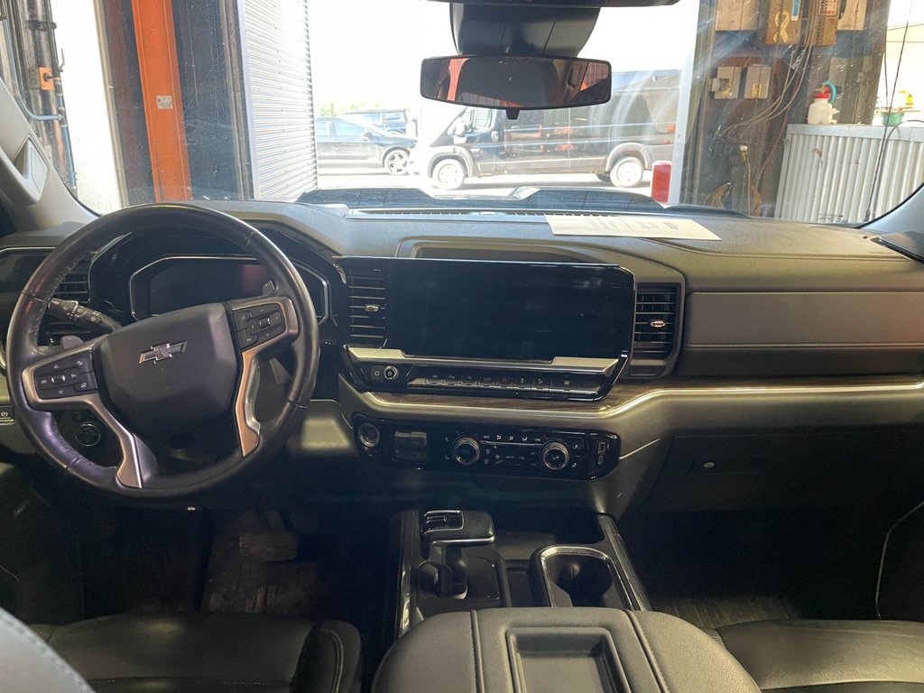 2022 Chevrolet Silverado 1500 in St-Jérôme, Quebec - 12 - w1024h768px