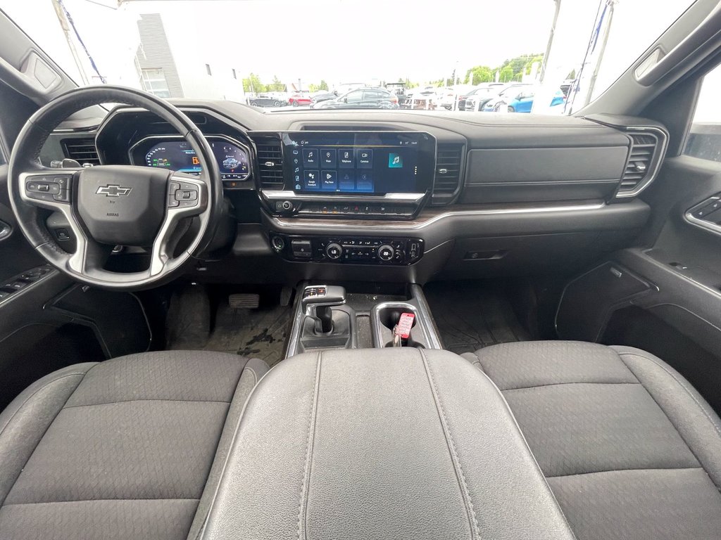 2023 Chevrolet Silverado 1500 in St-Jérôme, Quebec - 12 - w1024h768px