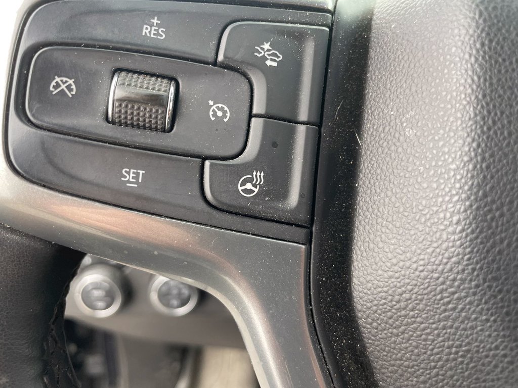 2023 Chevrolet Silverado 1500 in St-Jérôme, Quebec - 14 - w1024h768px