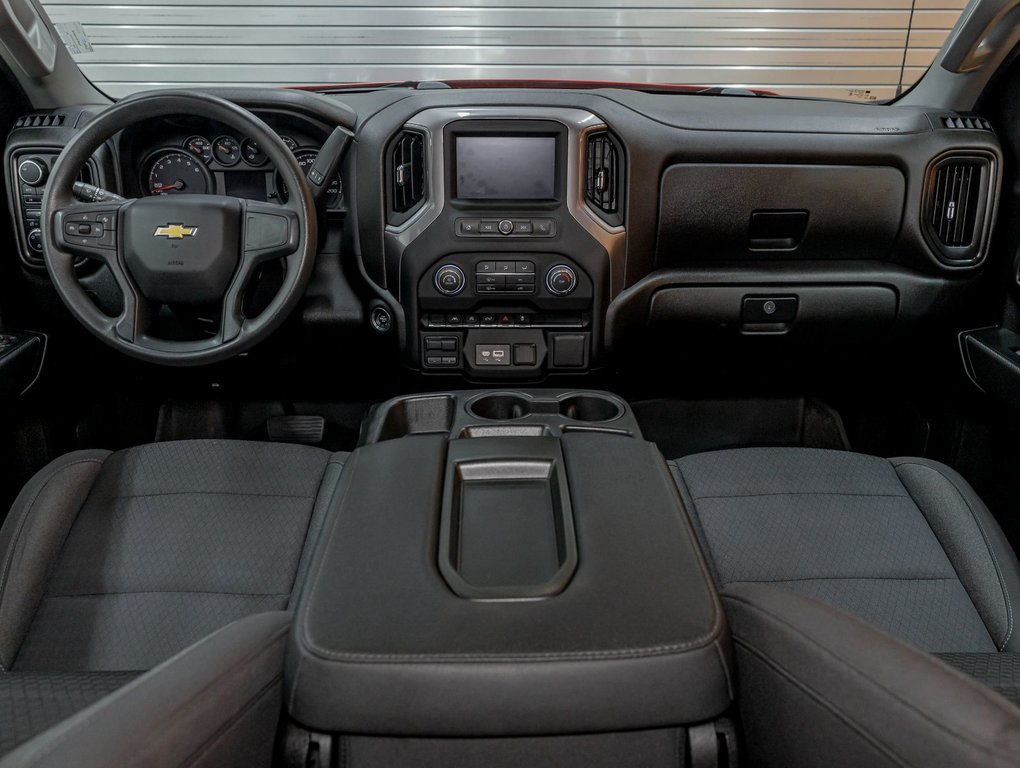 2023 Chevrolet Silverado 1500 in St-Jérôme, Quebec - 11 - w1024h768px