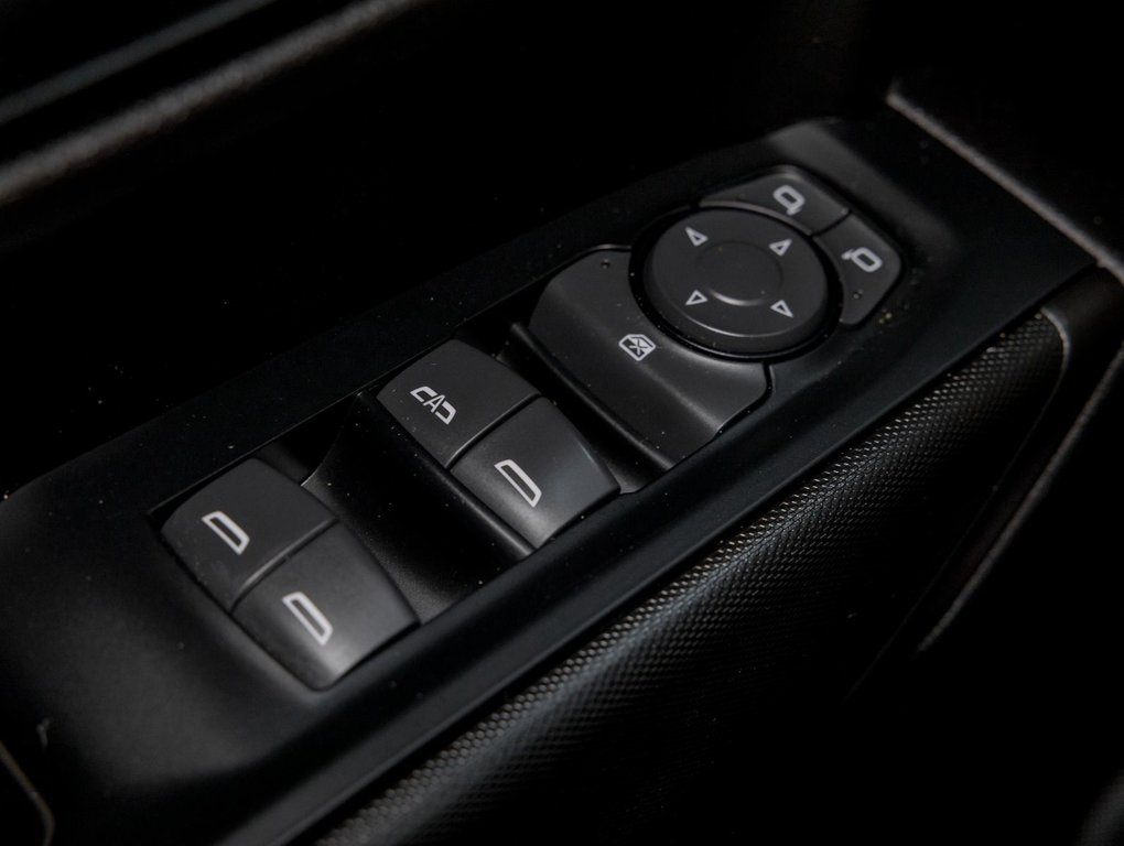2023 Chevrolet Silverado 1500 in St-Jérôme, Quebec - 26 - w1024h768px