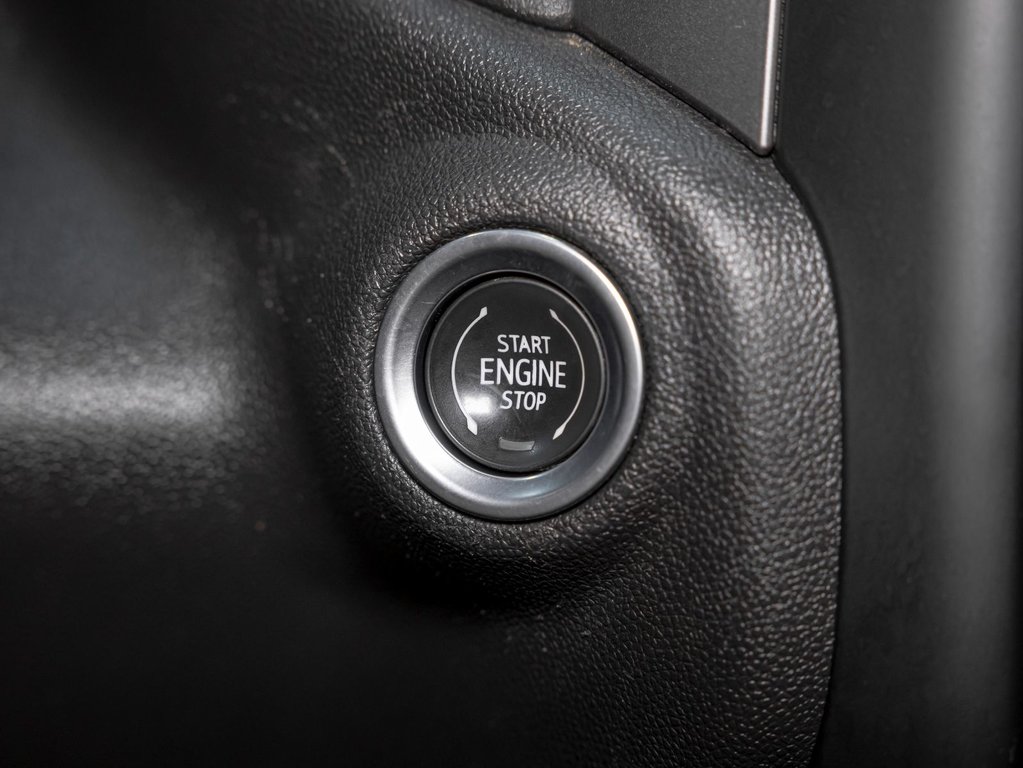 2023 Chevrolet Silverado 1500 in St-Jérôme, Quebec - 23 - w1024h768px