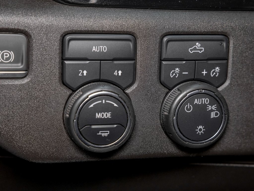 2023 Chevrolet Silverado 1500 in St-Jérôme, Quebec - 23 - w1024h768px