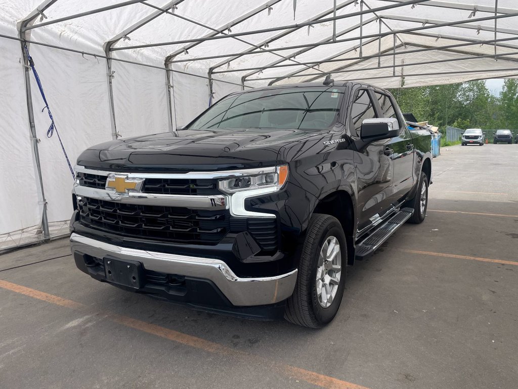 Chevrolet Silverado 1500  2023 à St-Jérôme, Québec - 1 - w1024h768px