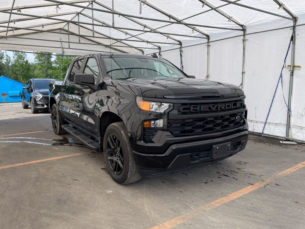 Chevrolet Silverado 1500  2023 à St-Jérôme, Québec - 9 - w1024h768px