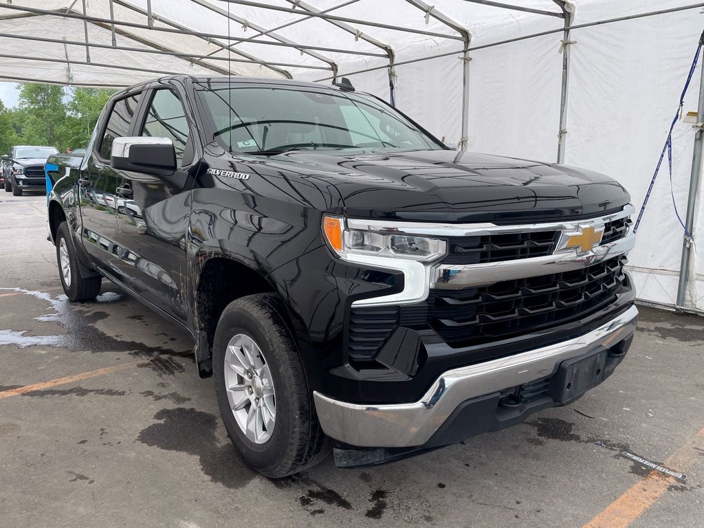 Chevrolet Silverado 1500  2023 à St-Jérôme, Québec - 9 - w1024h768px