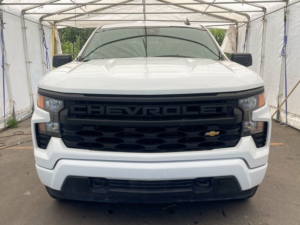 Chevrolet Silverado 1500  2023 à St-Jérôme, Québec - 4 - w1024h768px