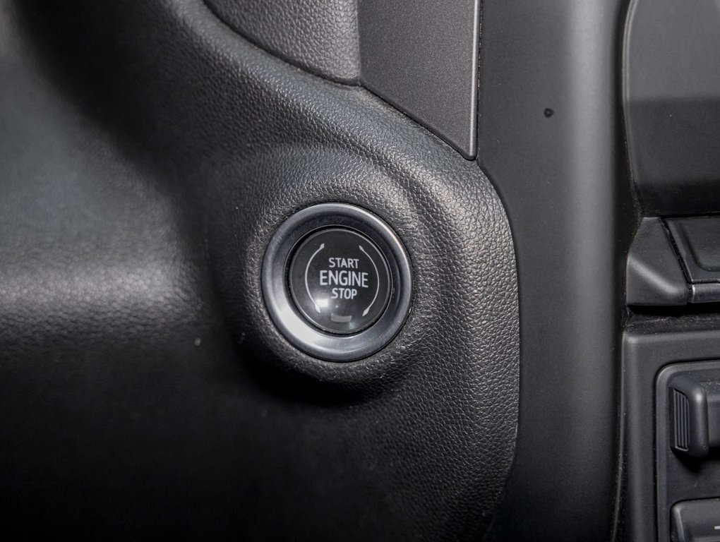 2023 Chevrolet Silverado 1500 in St-Jérôme, Quebec - 27 - w1024h768px