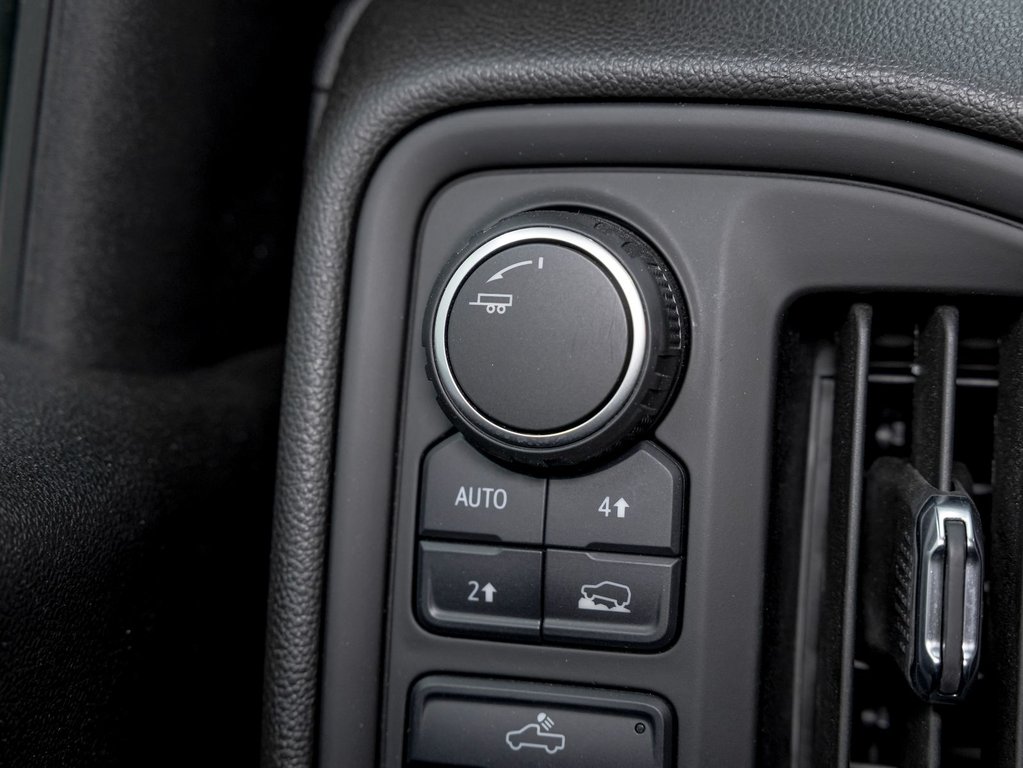 2023 Chevrolet Silverado 1500 in St-Jérôme, Quebec - 21 - w1024h768px