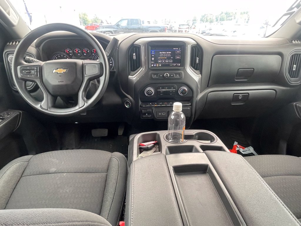Chevrolet Silverado 1500  2023 à St-Jérôme, Québec - 10 - w1024h768px