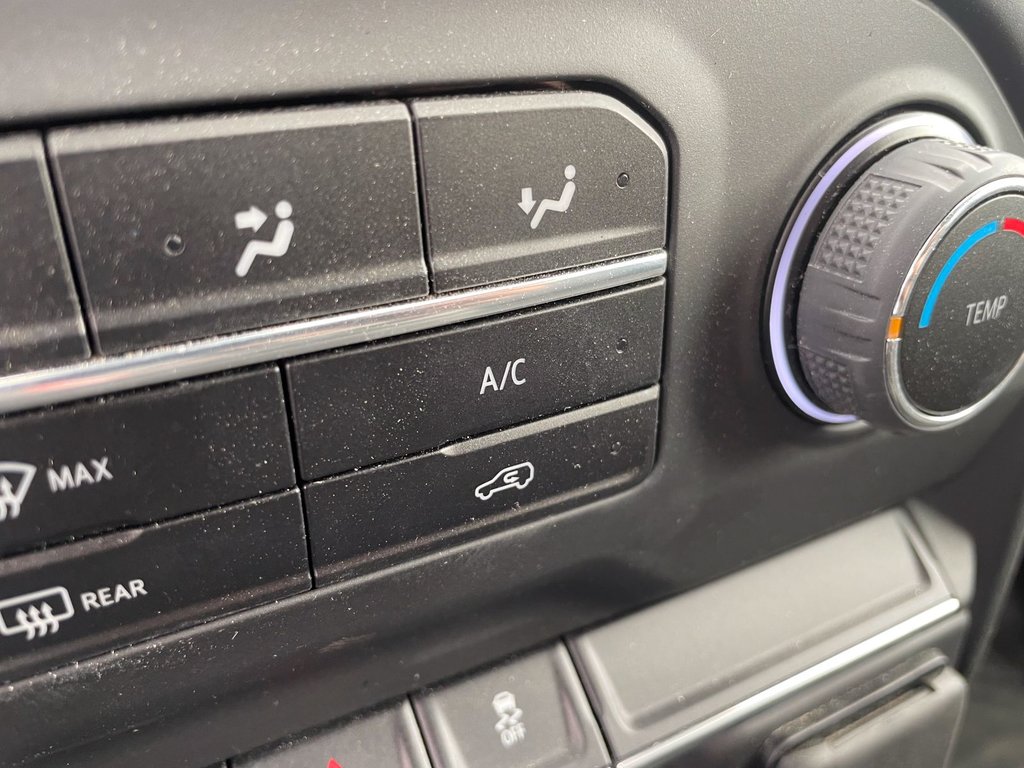 2023 Chevrolet Silverado 1500 in St-Jérôme, Quebec - 13 - w1024h768px