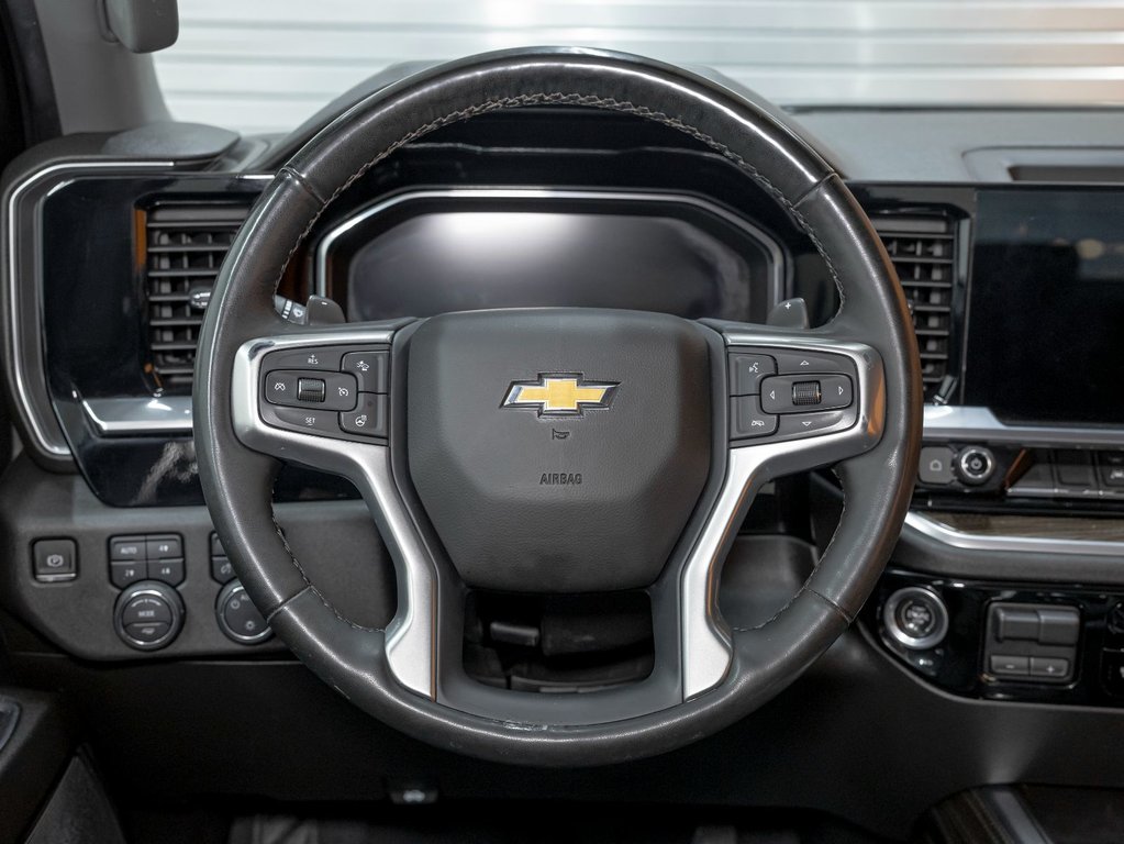 Chevrolet Silverado 1500  2023 à St-Jérôme, Québec - 19 - w1024h768px