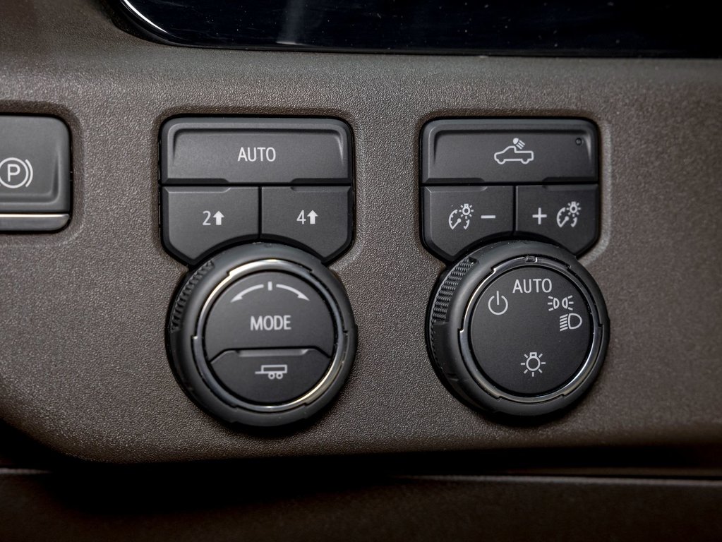 2023 Chevrolet Silverado 1500 in St-Jérôme, Quebec - 22 - w1024h768px