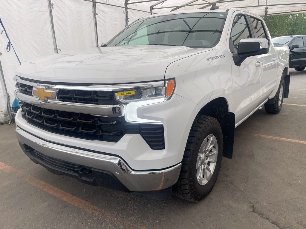 2023 Chevrolet Silverado 1500 in St-Jérôme, Quebec - 1 - w1024h768px