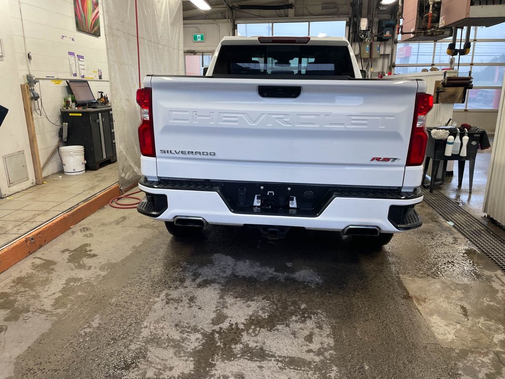 2023 Chevrolet Silverado 1500 in St-Jérôme, Quebec - 8 - w1024h768px