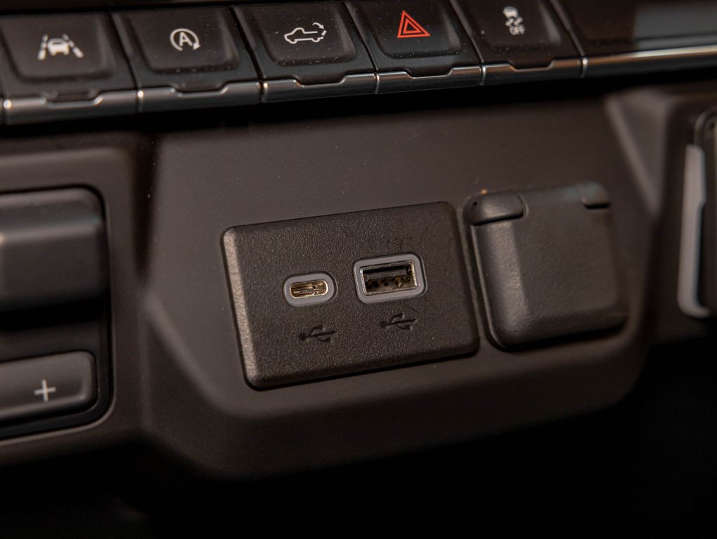 2023 Chevrolet Silverado 1500 in St-Jérôme, Quebec - 20 - w1024h768px