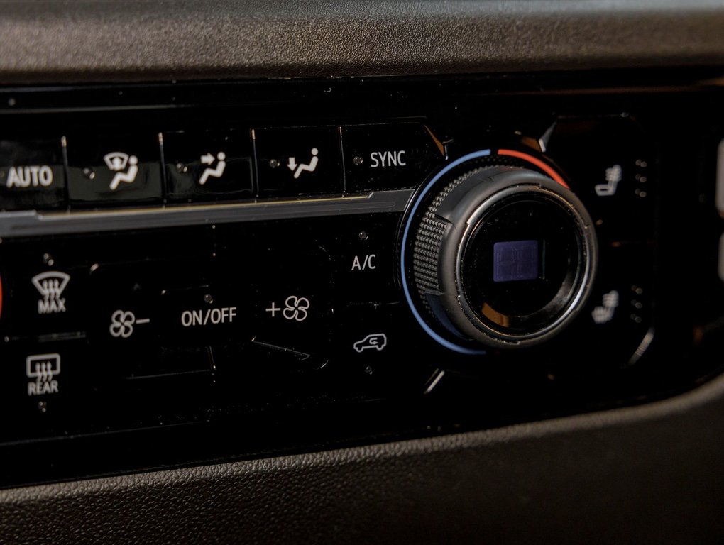 2023 Chevrolet Silverado 1500 in St-Jérôme, Quebec - 21 - w1024h768px