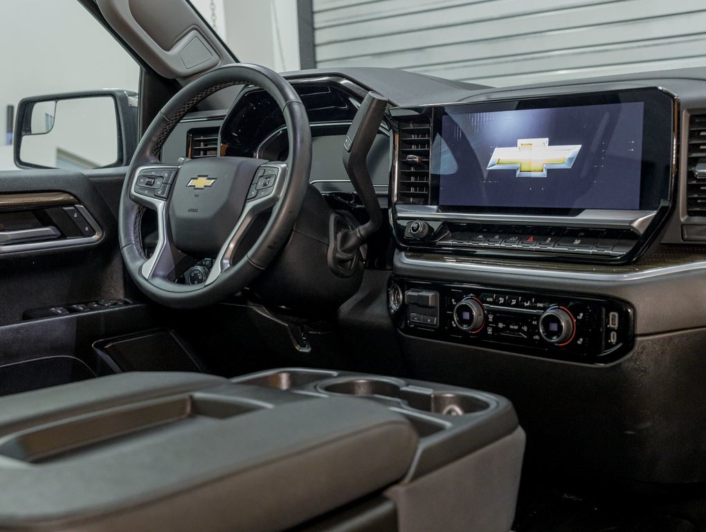 2023 Chevrolet Silverado 1500 in St-Jérôme, Quebec - 32 - w1024h768px