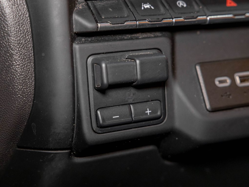 2023 Chevrolet Silverado 1500 in St-Jérôme, Quebec - 21 - w1024h768px