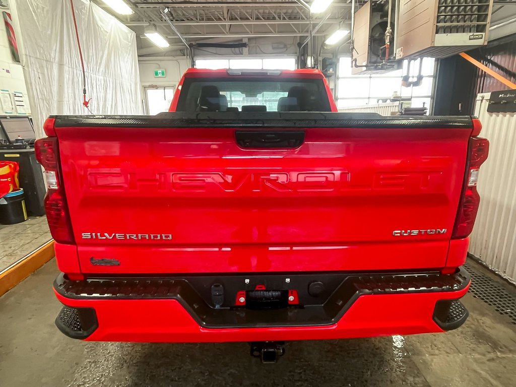 2023 Chevrolet Silverado 1500 in St-Jérôme, Quebec - 6 - w1024h768px