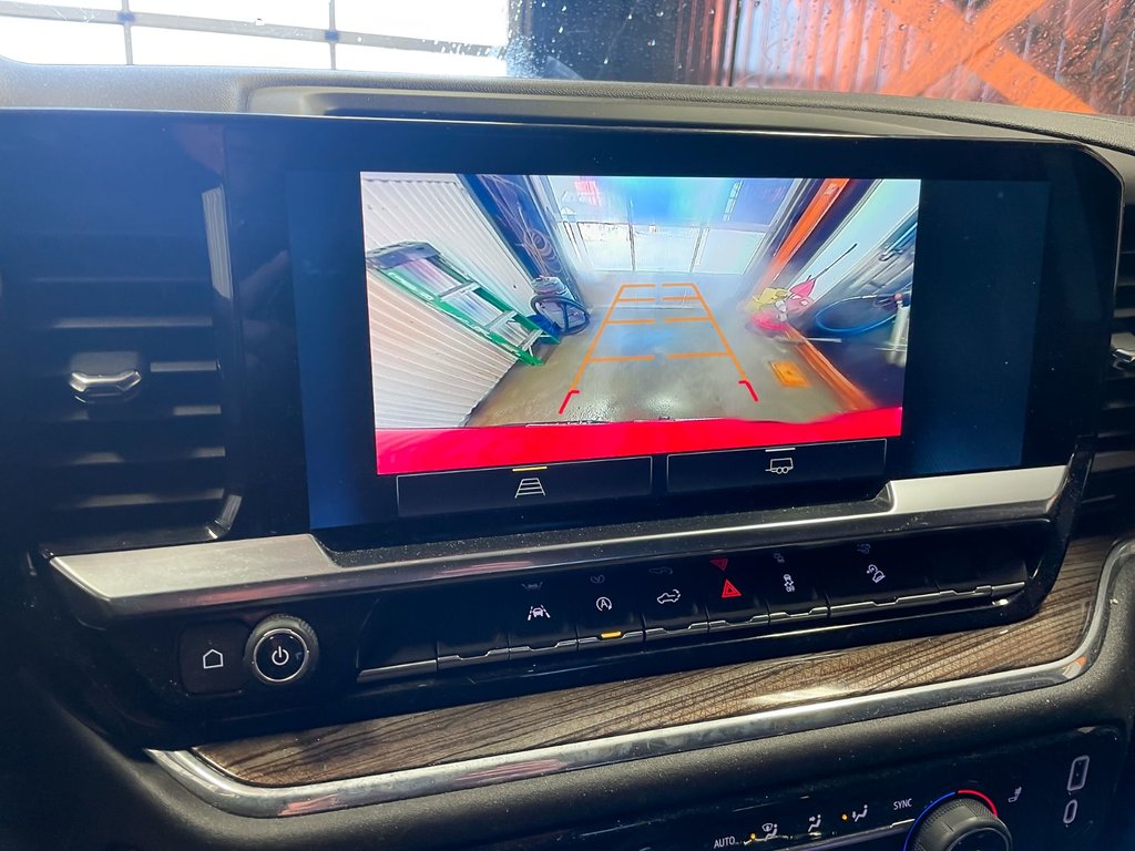 Chevrolet Silverado 1500  2023 à St-Jérôme, Québec - 16 - w1024h768px