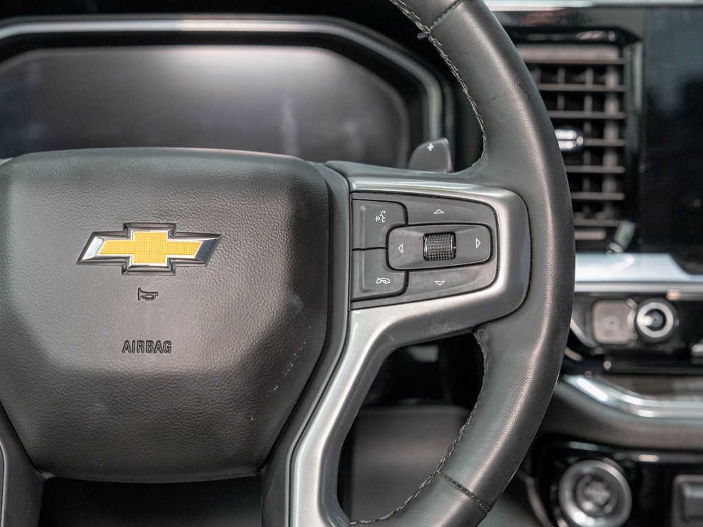 Chevrolet Silverado 1500  2023 à St-Jérôme, Québec - 16 - w1024h768px