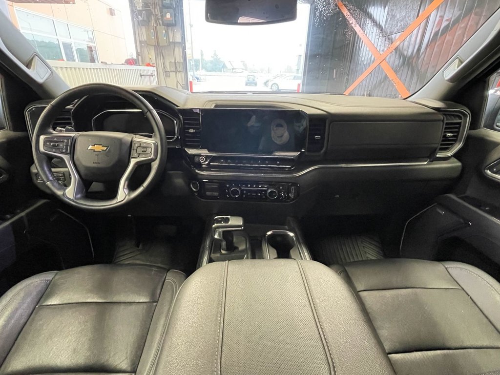 2023 Chevrolet Silverado 1500 in St-Jérôme, Quebec - 10 - w1024h768px