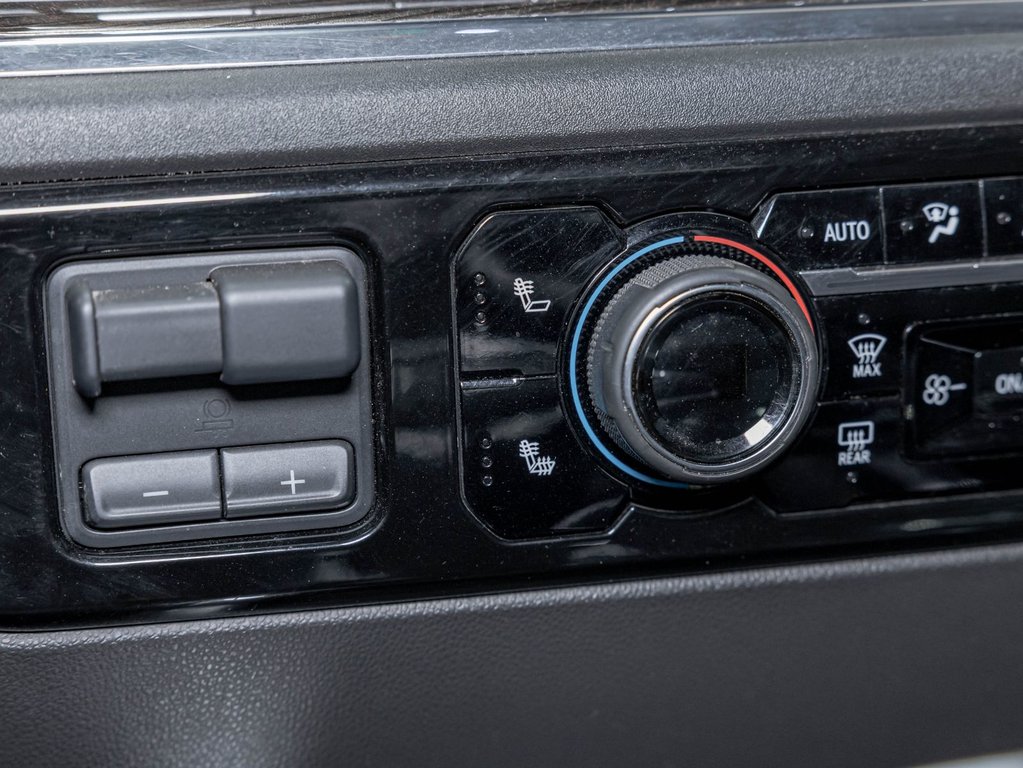 2023 Chevrolet Silverado 1500 in St-Jérôme, Quebec - 17 - w1024h768px