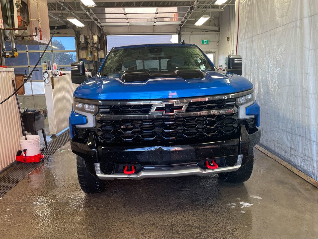 2023 Chevrolet Silverado 1500 in St-Jérôme, Quebec - 5 - w1024h768px