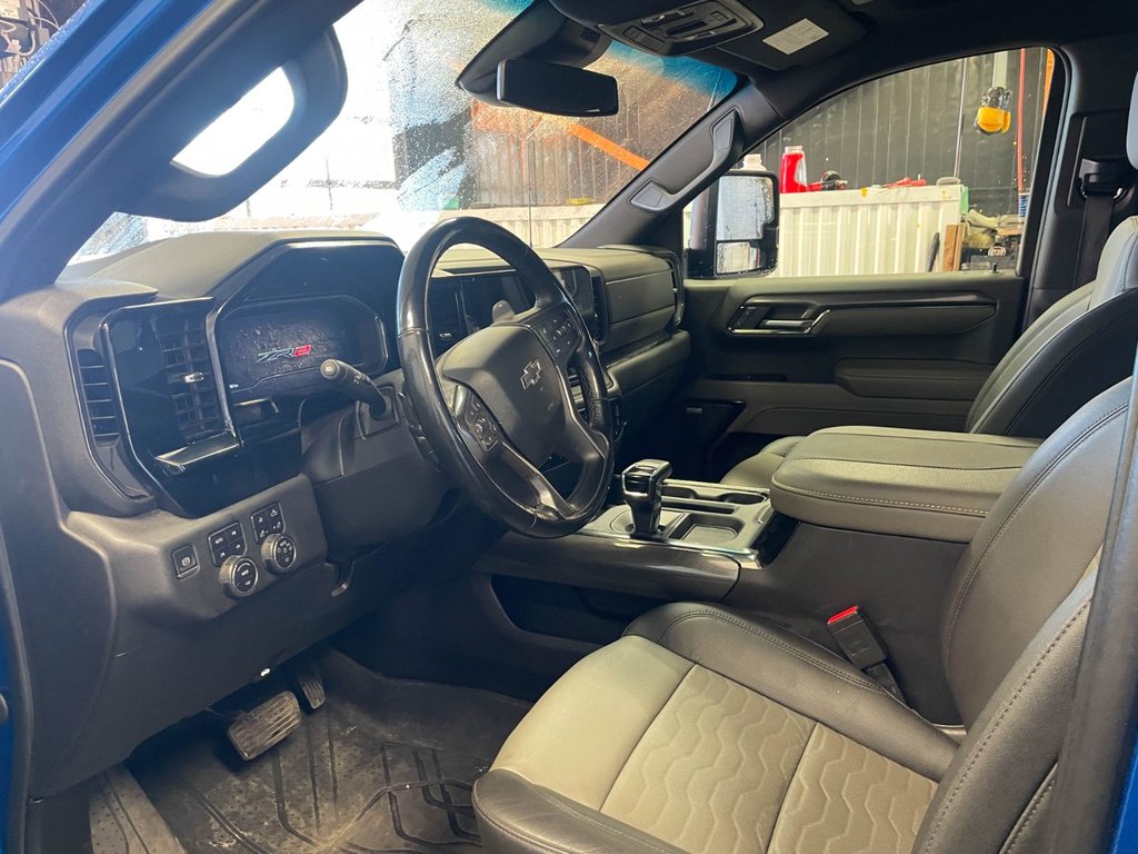 2023 Chevrolet Silverado 1500 in St-Jérôme, Quebec - 4 - w1024h768px