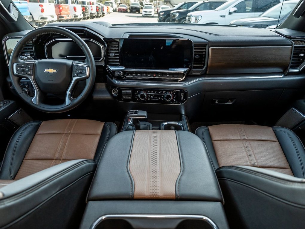 2024 Chevrolet Silverado 1500 in St-Jérôme, Quebec - 4 - w1024h768px