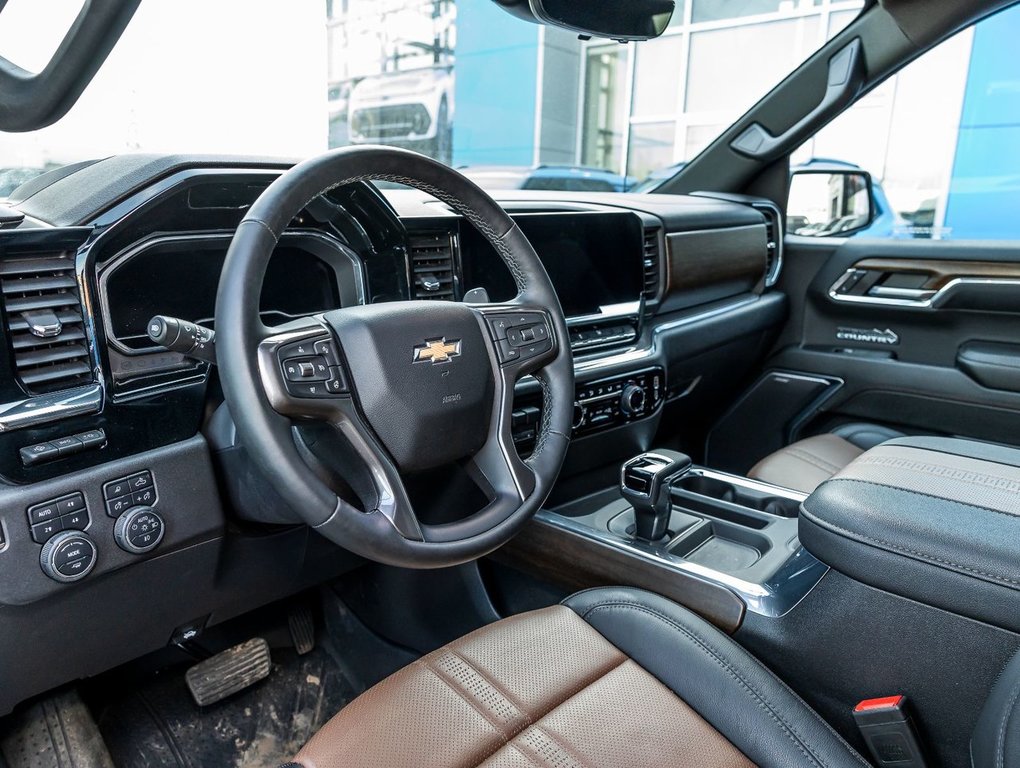 2024 Chevrolet Silverado 1500 in St-Jérôme, Quebec - 16 - w1024h768px