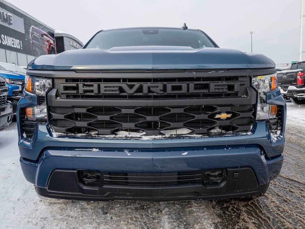 Chevrolet Silverado 1500  2024 à St-Jérôme, Québec - 2 - w1024h768px